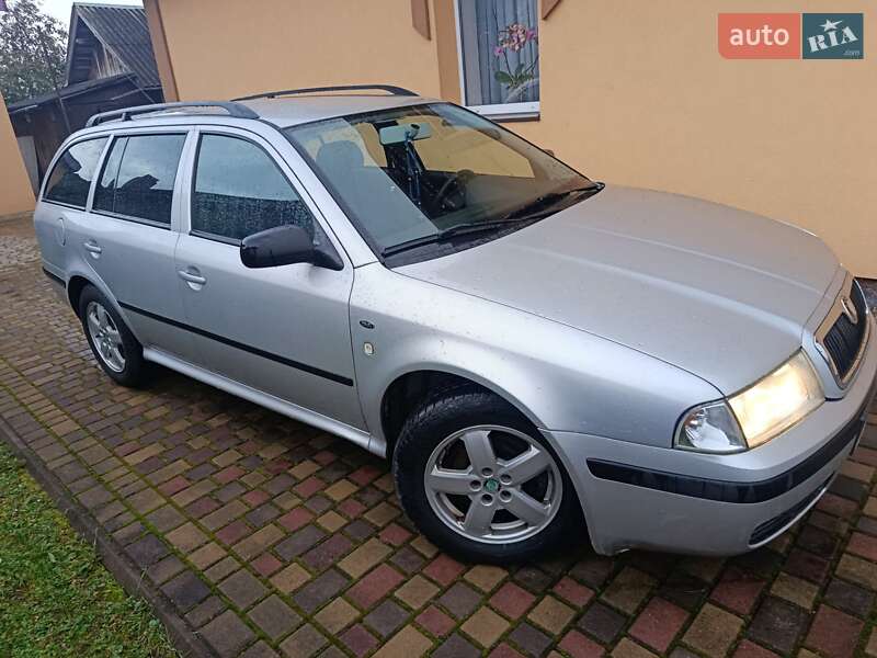 Универсал Skoda Octavia 2002 в Ивано-Франковске