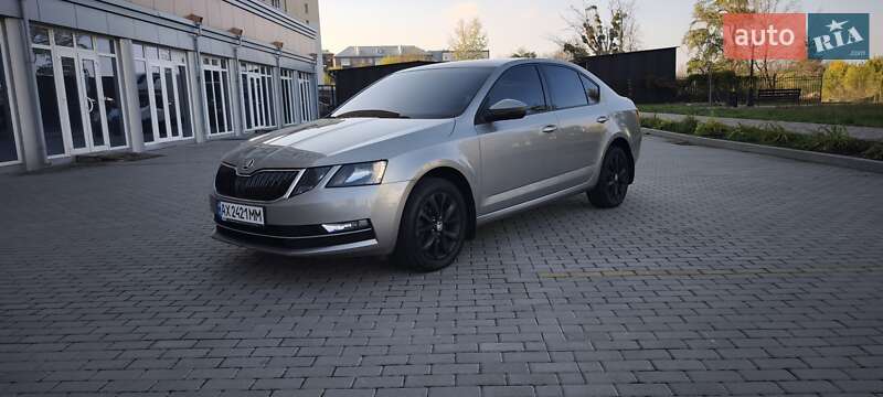 Лифтбек Skoda Octavia 2017 в Харькове фото 7 Лифтбек Skoda Octavia 2017 в Харькове