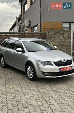 Універсал Skoda Octavia 2015 в  фото 14 Універсал Skoda Octavia 2015 в