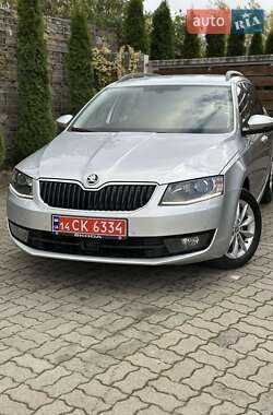 Універсал Skoda Octavia 2015 в  фото 25 Універсал Skoda Octavia 2015 в