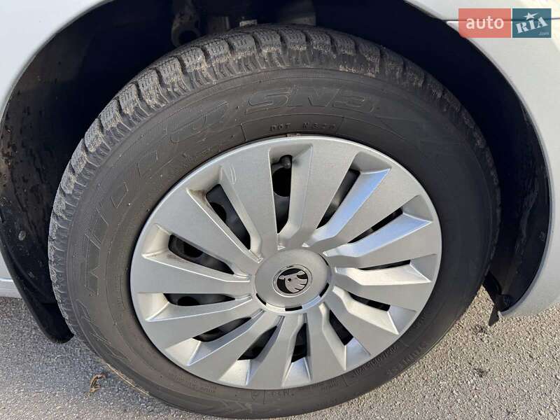 Універсал Skoda Octavia 2015 в Кролевці фото 10 Універсал Skoda Octavia 2015 в Кролевці