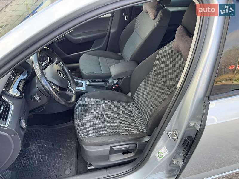 Універсал Skoda Octavia 2015 в Кролевці фото 29 Універсал Skoda Octavia 2015 в Кролевці