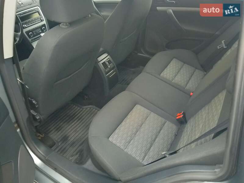 Универсал Skoda Octavia 2013 в Ровно