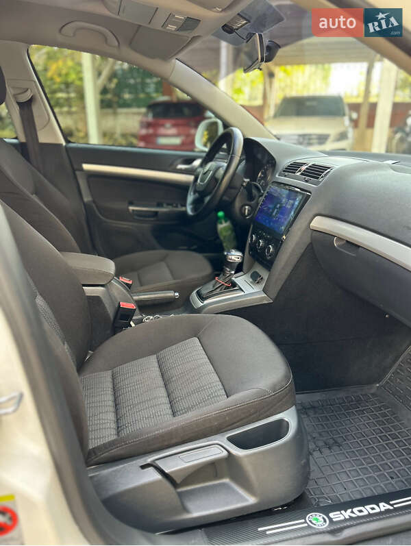 Лифтбек Skoda Octavia 2012 в Одессе фото 43 Лифтбек Skoda Octavia 2012 в Одессе