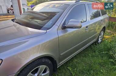 Универсал Skoda Octavia 2010 в 