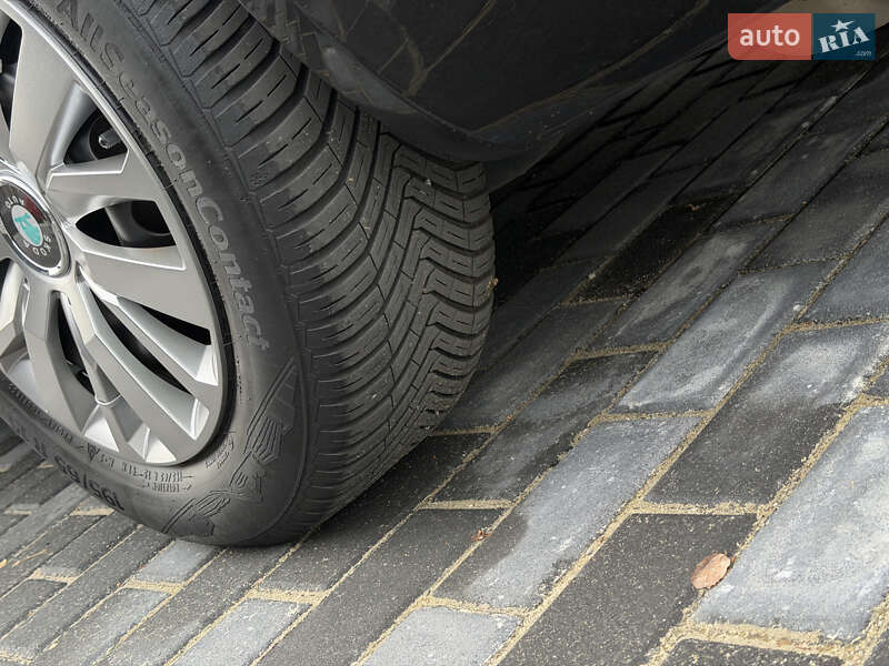 Универсал Skoda Octavia 2012 в Полтаве