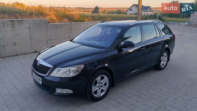Универсал Skoda Octavia 2009 в Сокале