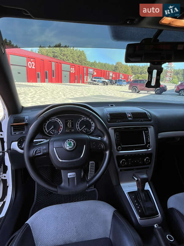 Универсал Skoda Octavia 2010 в Львове фото 30 Универсал Skoda Octavia 2010 в Львове