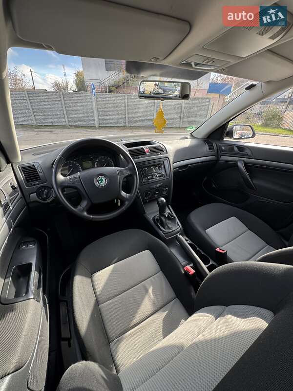Универсал Skoda Octavia 2008 в Каменке