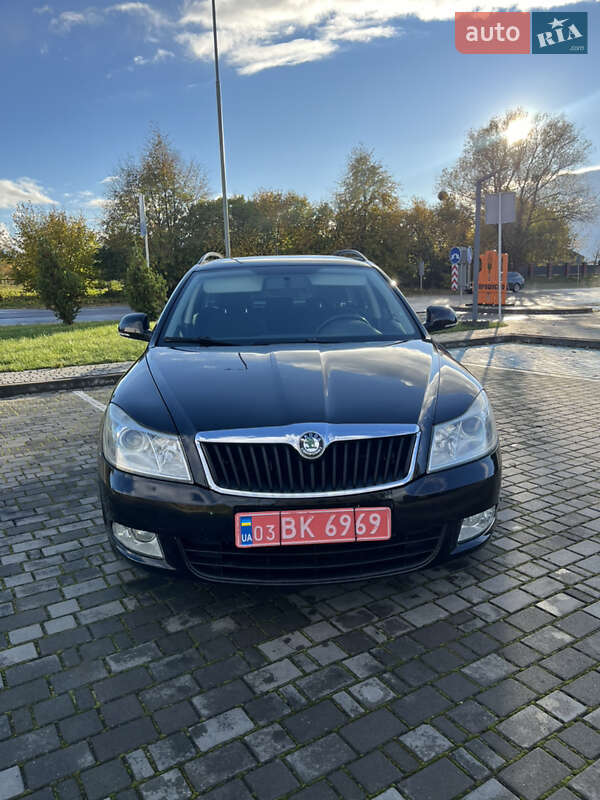Skoda Octavia 2012 Skoda Octavia 2012