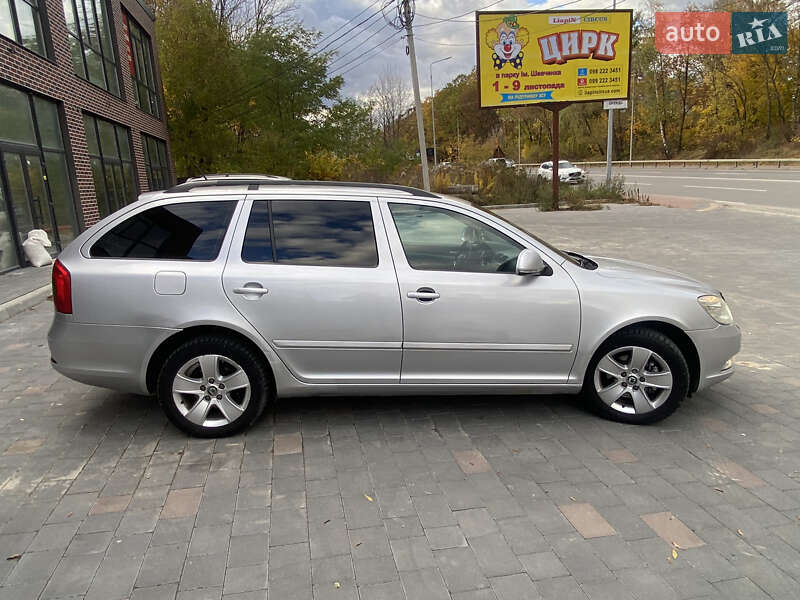 Универсал Skoda Octavia 2010 в Тернополе