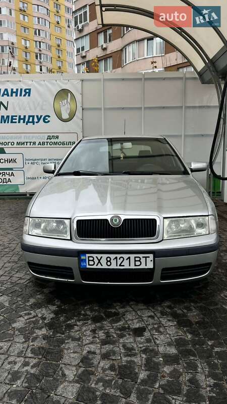 Ліфтбек Skoda Octavia 2003 в Броварах