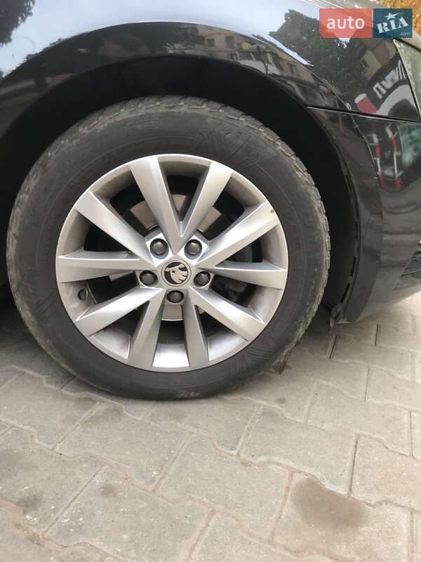 Универсал Skoda Octavia 2019 в Николаеве