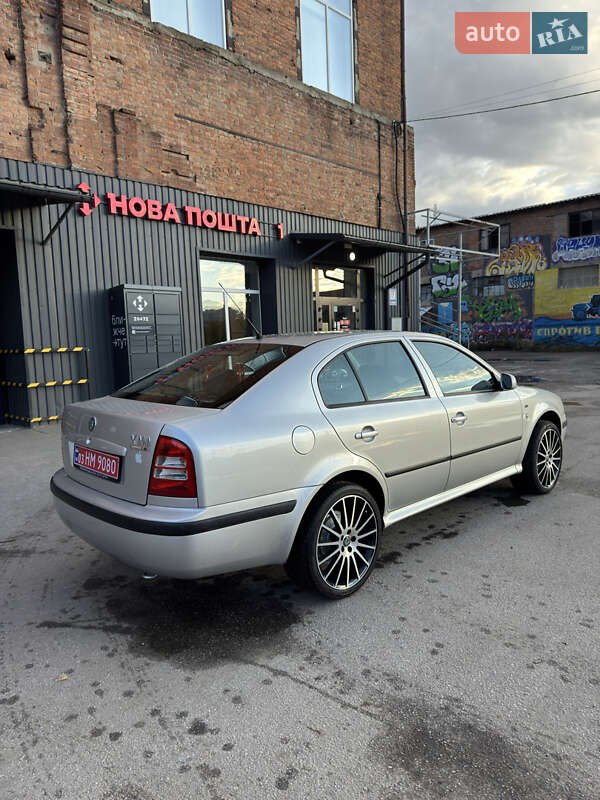 Ліфтбек Skoda Octavia 2001 в Охтирці