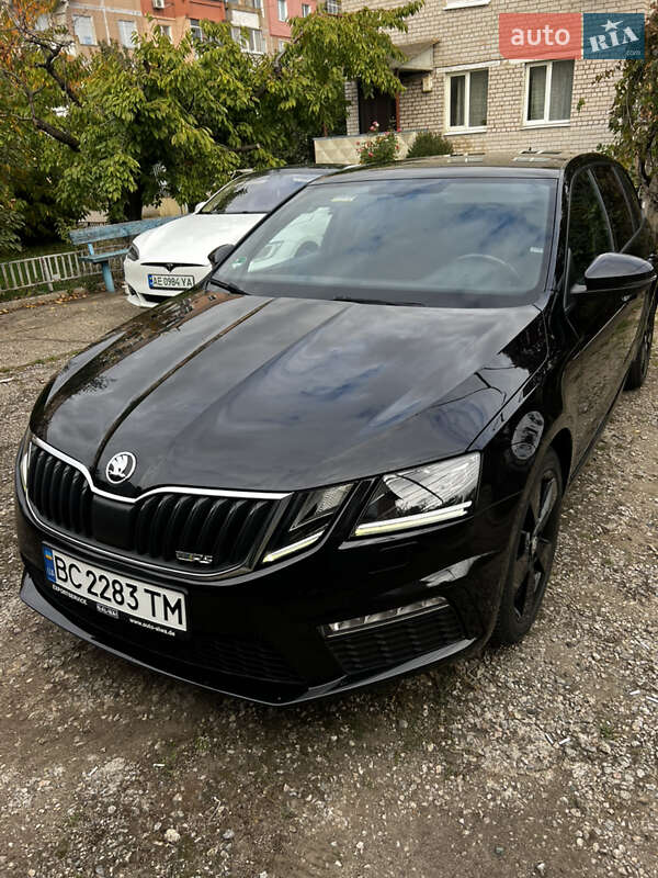 Универсал Skoda Octavia 2017 в Покрове