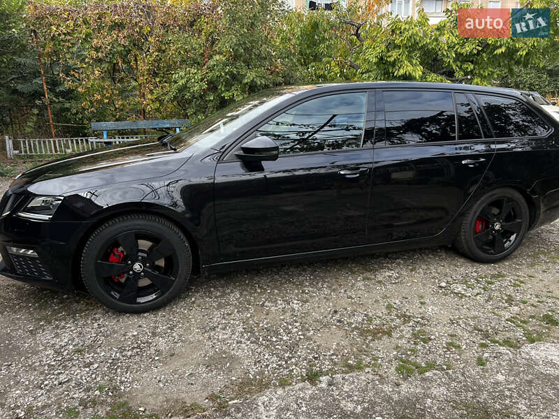 Универсал Skoda Octavia 2017 в Покрове