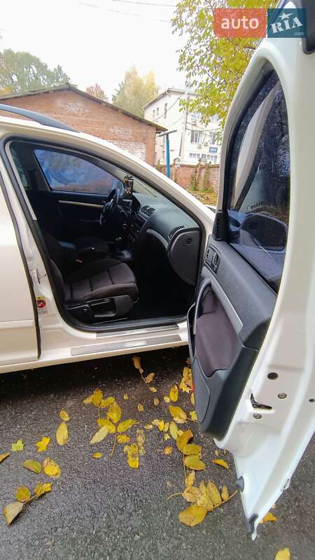 Универсал Skoda Octavia 2012 в Виннице фото 10 Универсал Skoda Octavia 2012 в Виннице