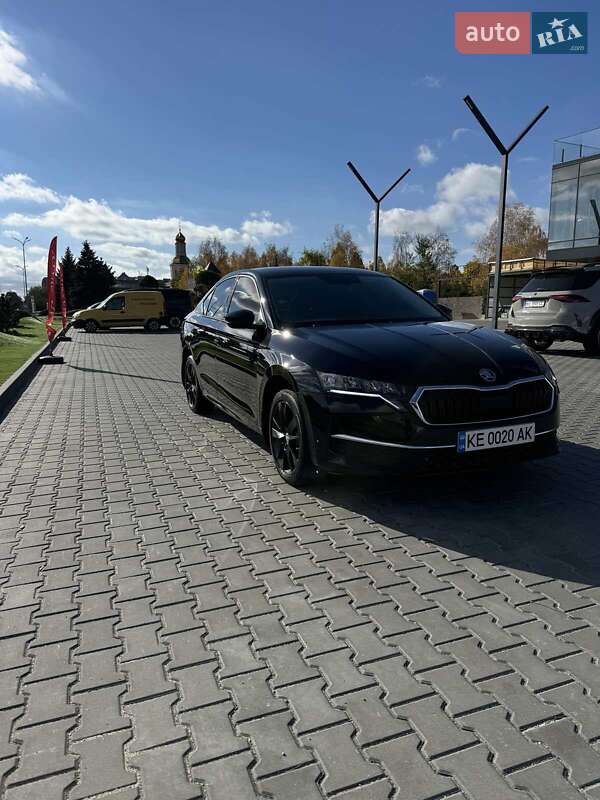 Лифтбек Skoda Octavia 2024 в Днепре