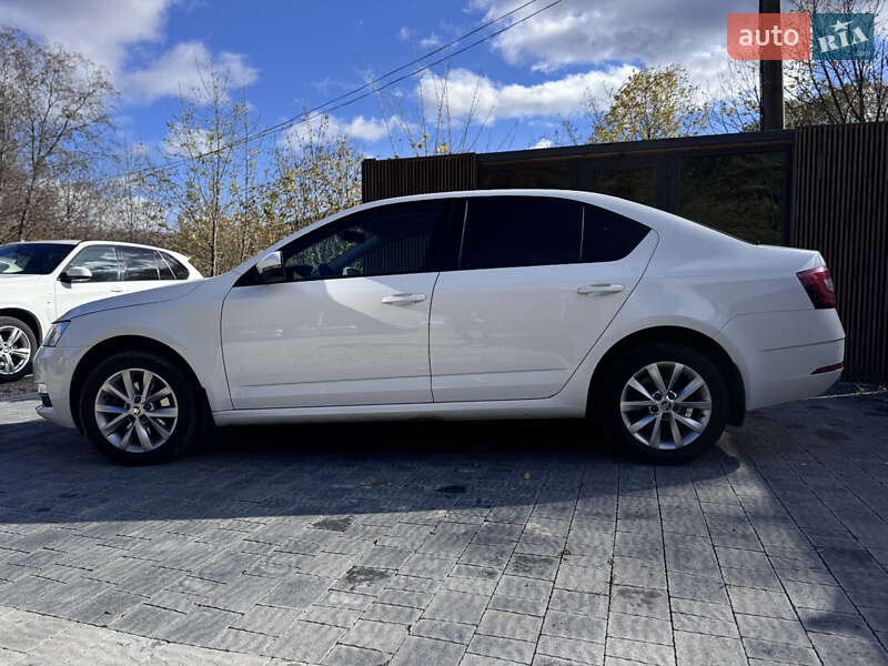 Ліфтбек Skoda Octavia 2019 в Івано-Франківську
