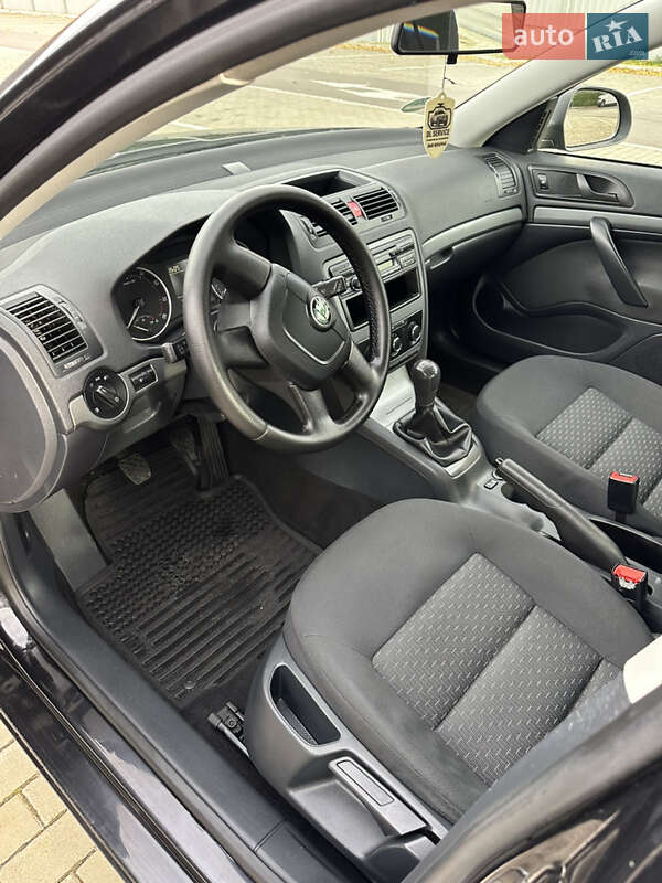 Универсал Skoda Octavia 2011 в Луцке фото 18 Универсал Skoda Octavia 2011 в Луцке
