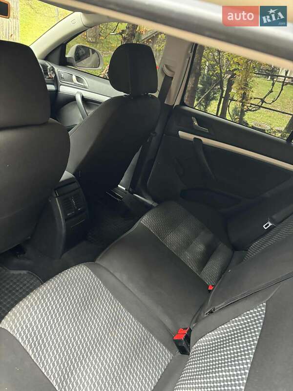 Универсал Skoda Octavia 2011 в Ужгороде