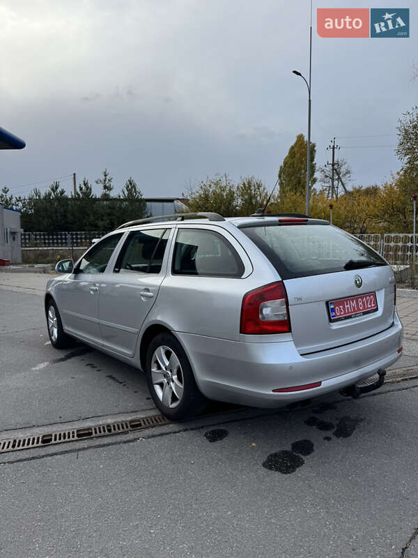 Универсал Skoda Octavia 2009 в Великой Багачке фото 10 Универсал Skoda Octavia 2009 в Великой Багачке