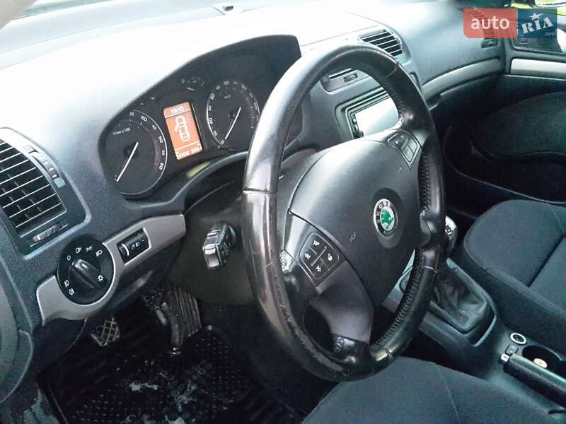 Ліфтбек Skoda Octavia 2005 в Солотвині фото 5 Ліфтбек Skoda Octavia 2005 в Солотвині