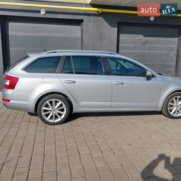 Универсал Skoda Octavia 2013 в Луцке фото 2 Универсал Skoda Octavia 2013 в Луцке