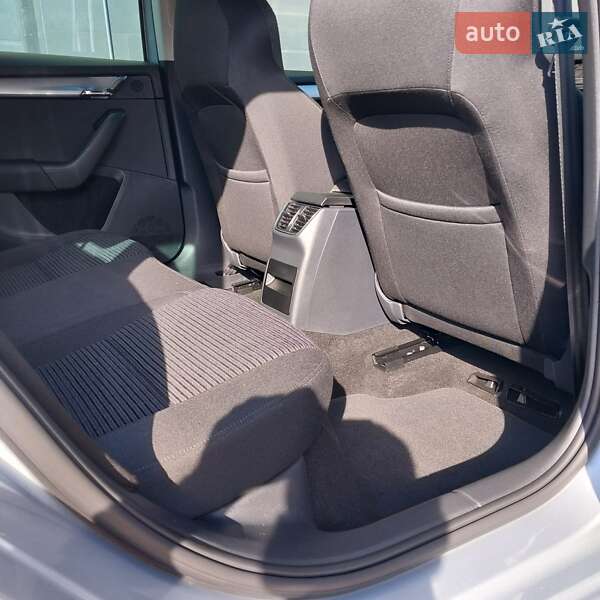 Универсал Skoda Octavia 2013 в Луцке фото 16 Универсал Skoda Octavia 2013 в Луцке