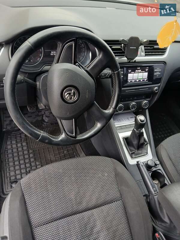 Универсал Skoda Octavia 2014 в Ужгороде фото 5 Универсал Skoda Octavia 2014 в Ужгороде