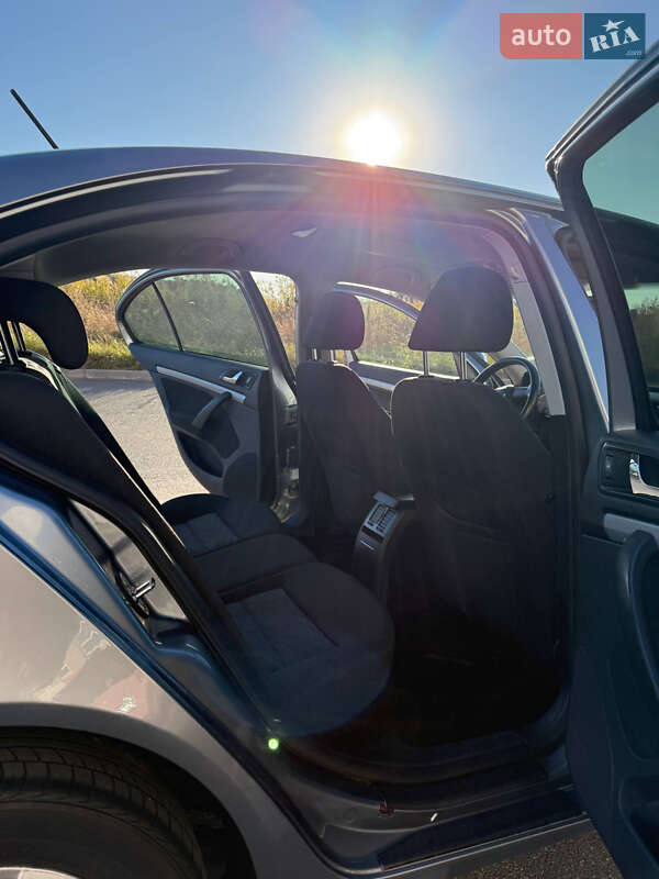 Лифтбек Skoda Octavia 2012 в Виннице