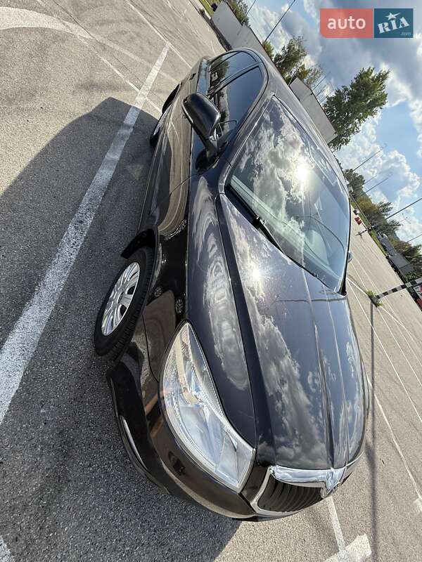 Лифтбек Skoda Octavia 2010 в Киеве