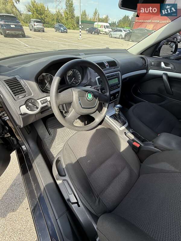 Лифтбек Skoda Octavia 2010 в Киеве