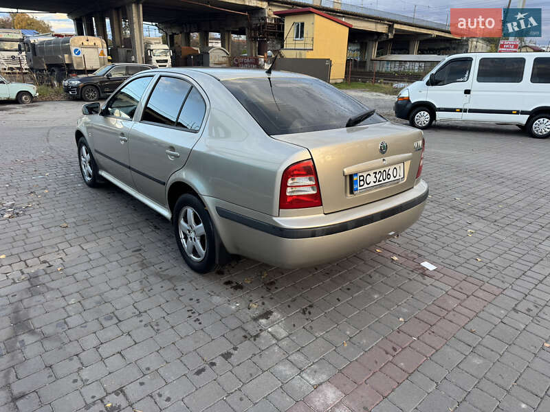 Лифтбек Skoda Octavia 2006 в Львове