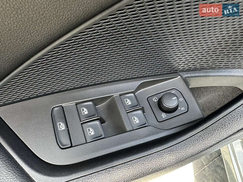 Универсал Skoda Octavia 2021 в Луцке фото 57 Универсал Skoda Octavia 2021 в Луцке