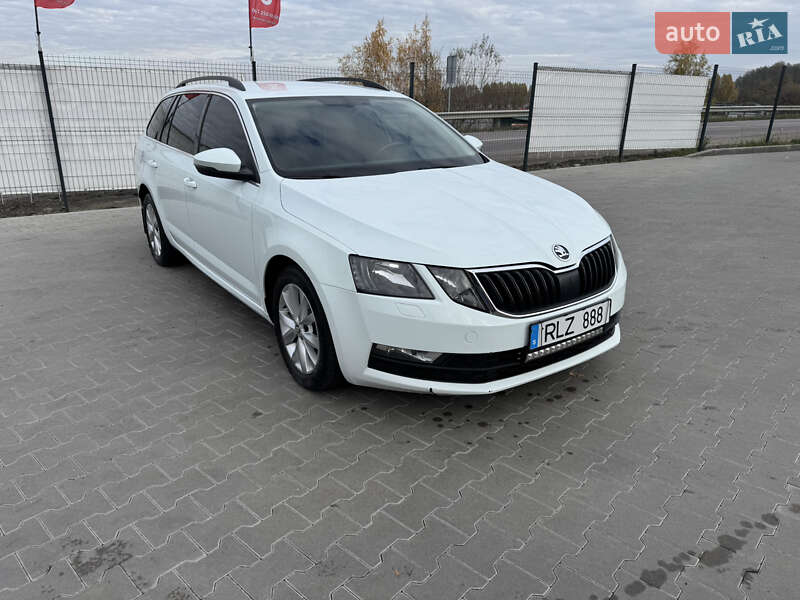 Универсал Skoda Octavia 2018 в Буче