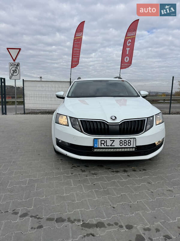 Универсал Skoda Octavia 2018 в Буче