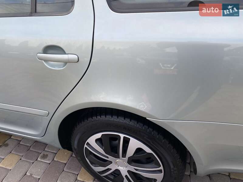 Універсал Skoda Octavia 2009 в Нововолинську