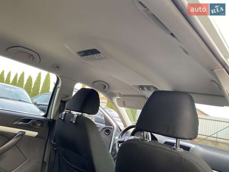 Універсал Skoda Octavia 2009 в Нововолинську