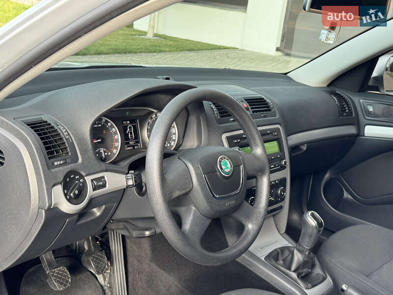 Универсал Skoda Octavia 2012 в Ровно