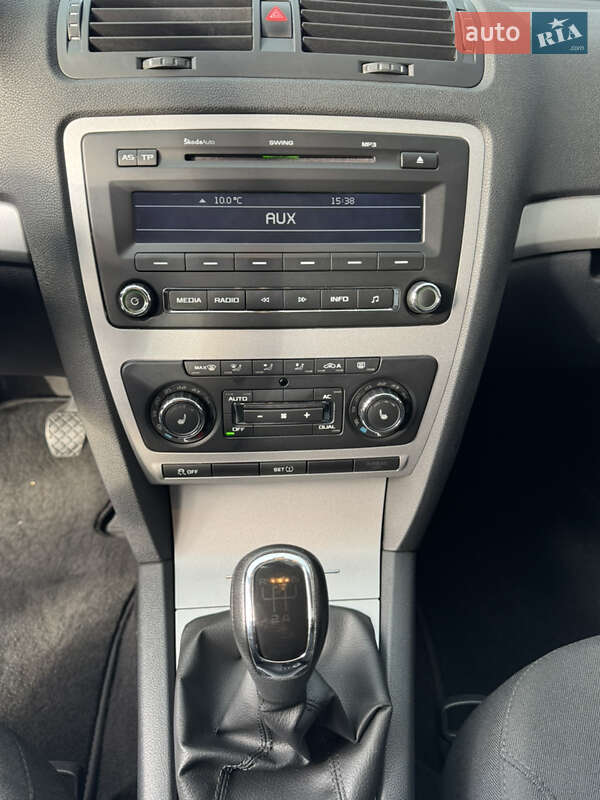 Универсал Skoda Octavia 2012 в Ровно