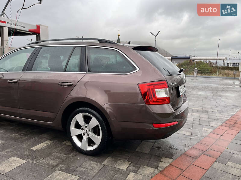 Универсал Skoda Octavia 2015 в Хусте
