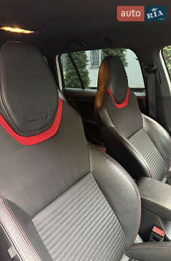 Універсал Skoda Octavia 2015 в  фото 33 Універсал Skoda Octavia 2015 в