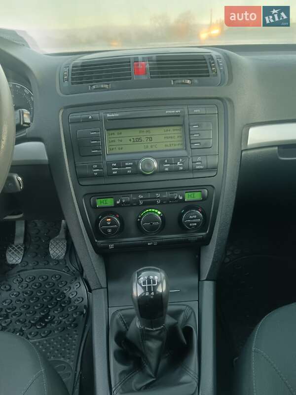 Лифтбек Skoda Octavia 2006 в Белой Церкви