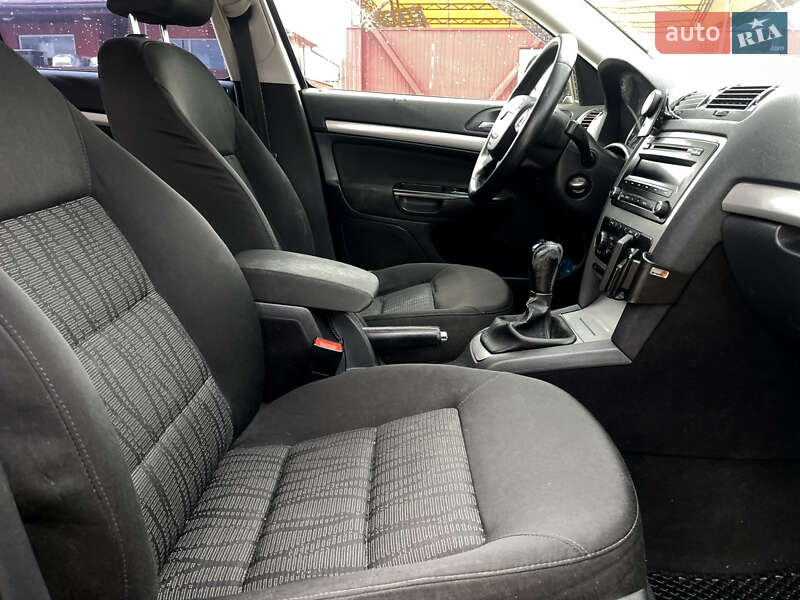 Универсал Skoda Octavia 2010 в Львове фото 23 Универсал Skoda Octavia 2010 в Львове