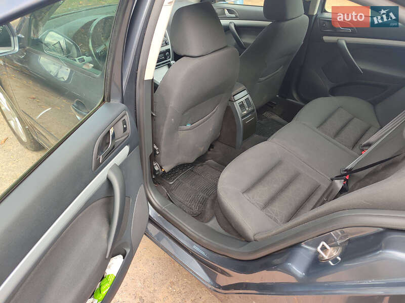 Лифтбек Skoda Octavia 2011 в Тульчине