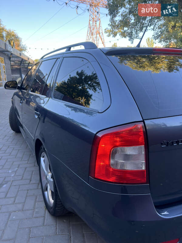 Универсал Skoda Octavia 2010 в Николаеве