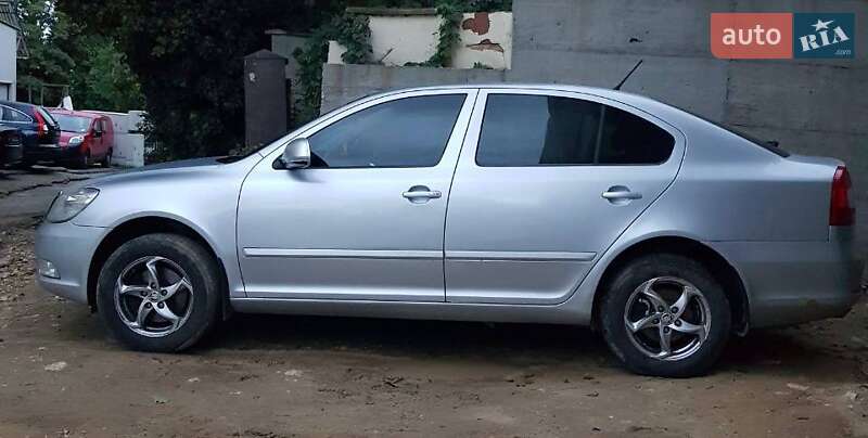Ліфтбек Skoda Octavia 2010 в Харкові фото 4 Ліфтбек Skoda Octavia 2010 в Харкові