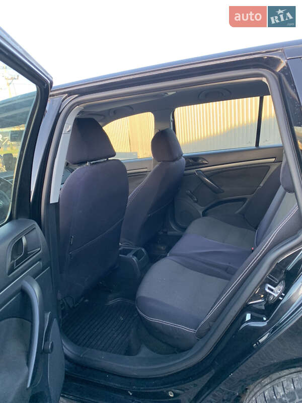 Универсал Skoda Octavia 2012 в Львове