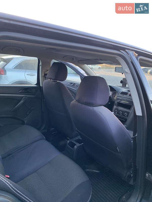 Универсал Skoda Octavia 2012 в Львове